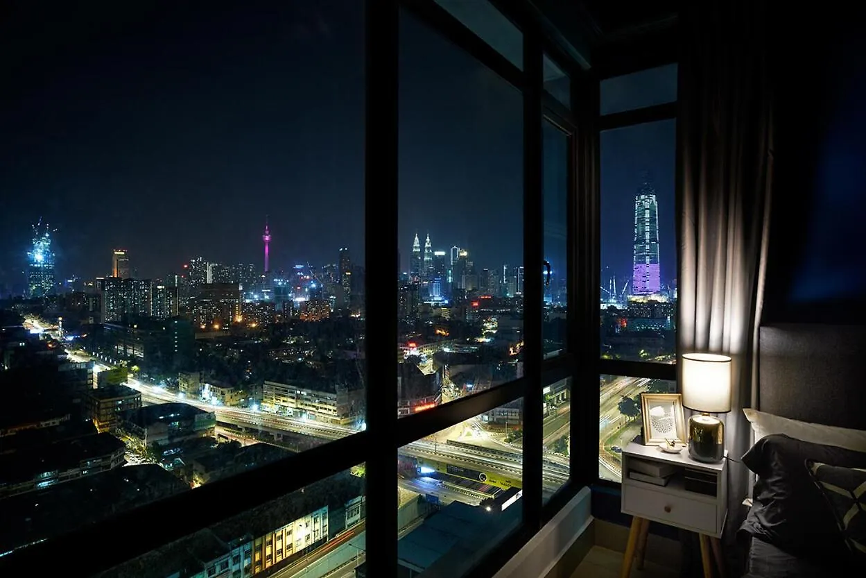 Apartment One Residences Near Trx Exchange Mall By Birdy Stay Kuala Lumpur Malaysia
