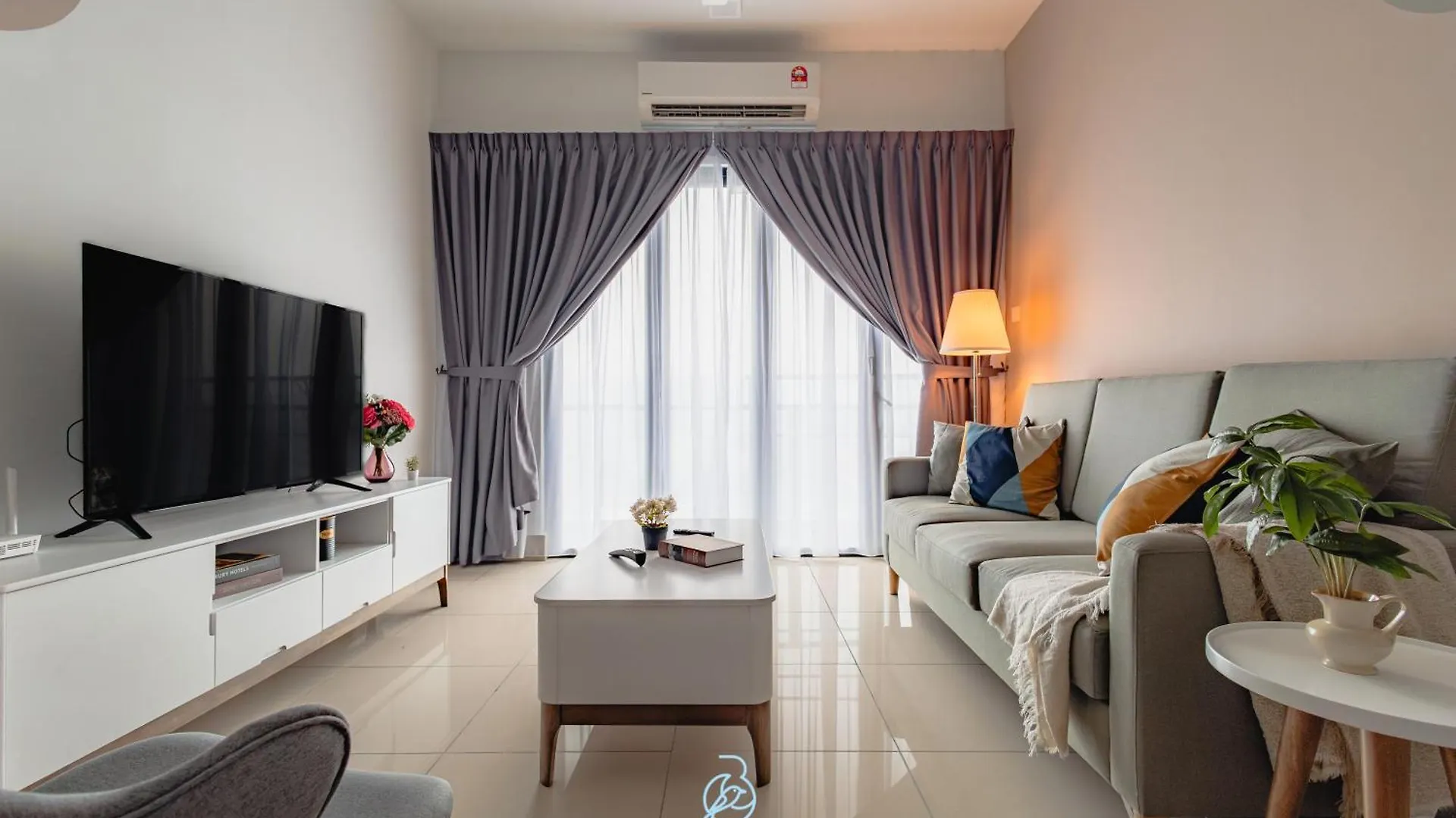 One Residences Near Trx Exchange Mall By Birdy Stay Kuala Lumpur Apartment